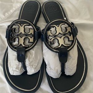Like new Tory Burch Navy Miller Patent Sandals